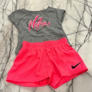 18 month baby / toddler girl Nike set in neon pink